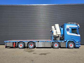R520 V8 8x2/6 / HMF 70 tm + JUMBO AANHANGER